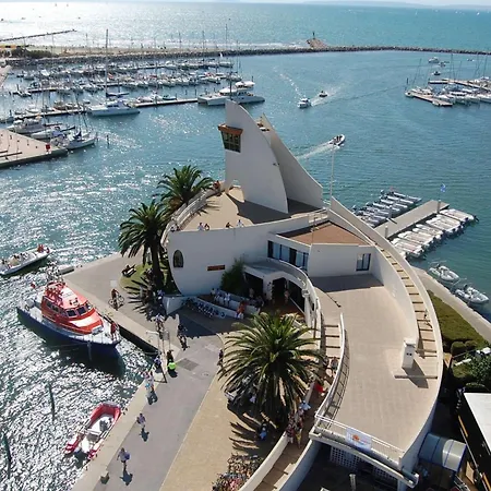 Superbe 2p Climatise Avec Loggia Et Grande Terrasse, Piscines, Proche Au Grau-du-roi - Fr-1-307-105 Ле-Гро-дю-Руа