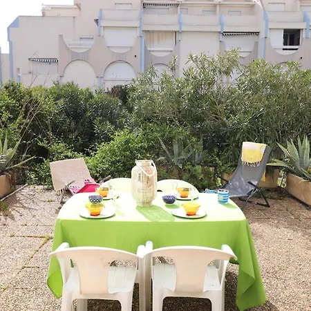 Superbe 2p Climatise Avec Loggia Et Grande Terrasse, Piscines, Proche Au Grau-du-roi - Fr-1-307-105 *
