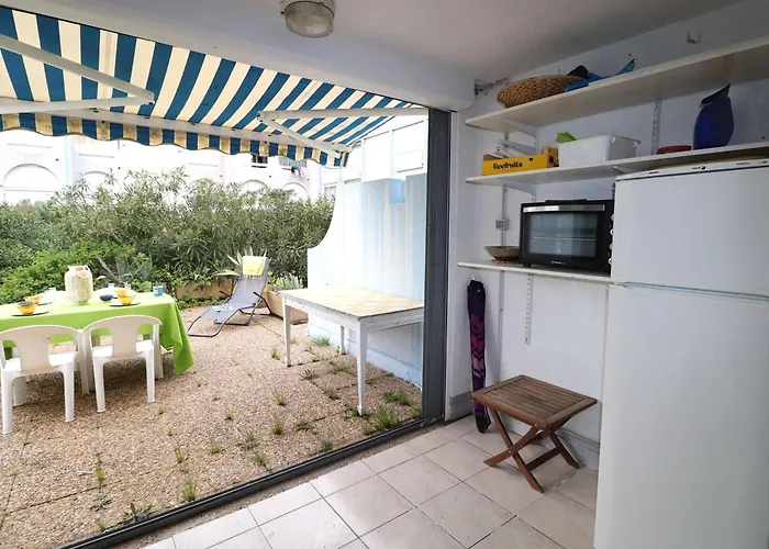 Superbe 2p Climatise Avec Loggia Et Grande Terrasse, Piscines, Proche Au Grau-du-roi - Fr-1-307-105 Lägenhet Le Grau-du-Roi